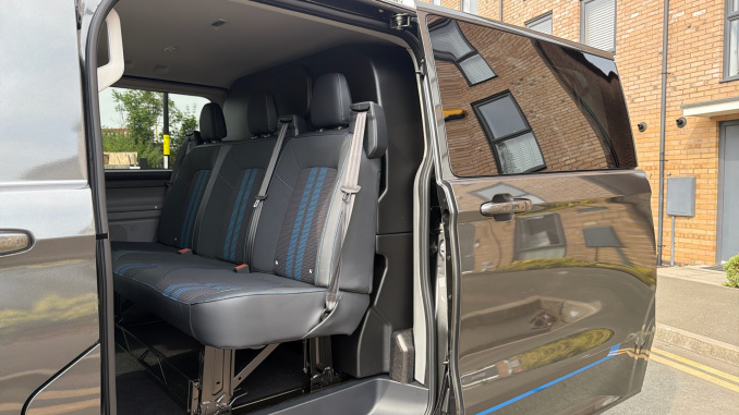 Ford Transit Custom 320 L1 Petrol Fwd 2.5 PHEV 232ps H1 Van Sport Auto - Image 5